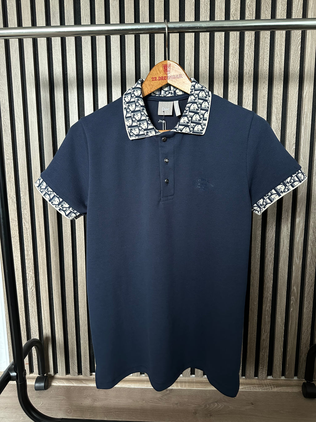 Christian Dior majica na kragnu