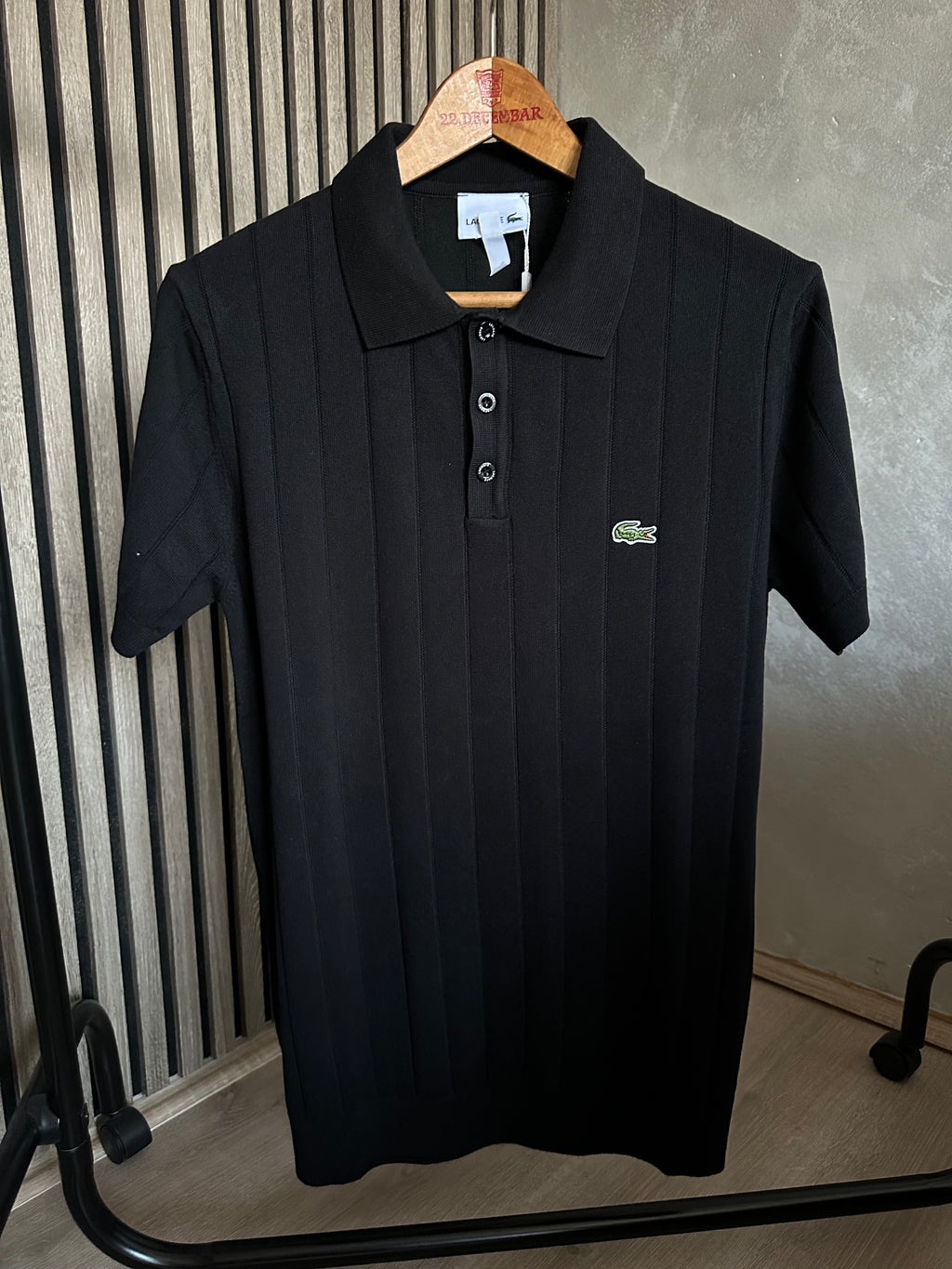 LACOSTE Majica na kragnu (Crna)