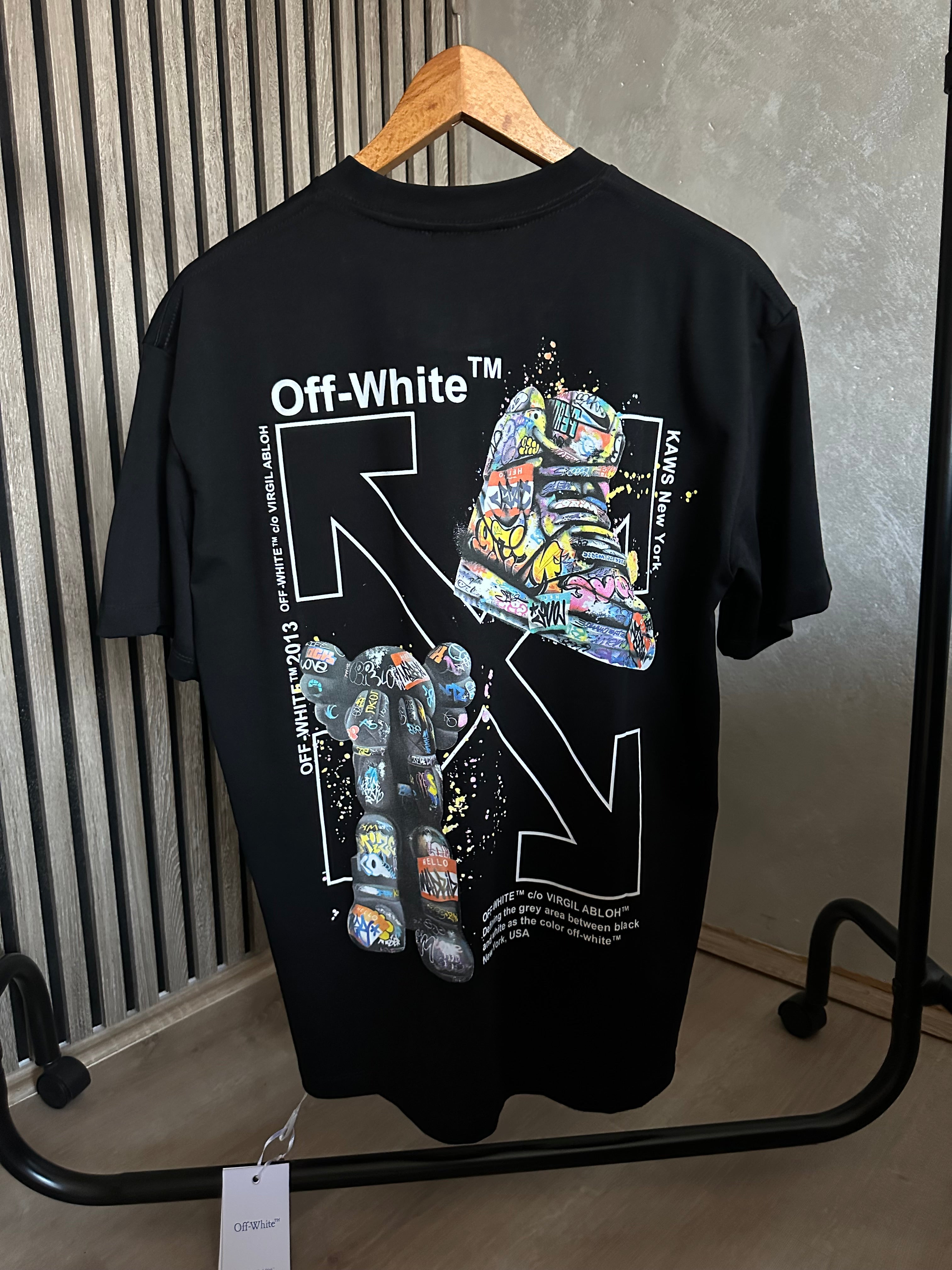 OFF-WHITE Kaws x Nike majica