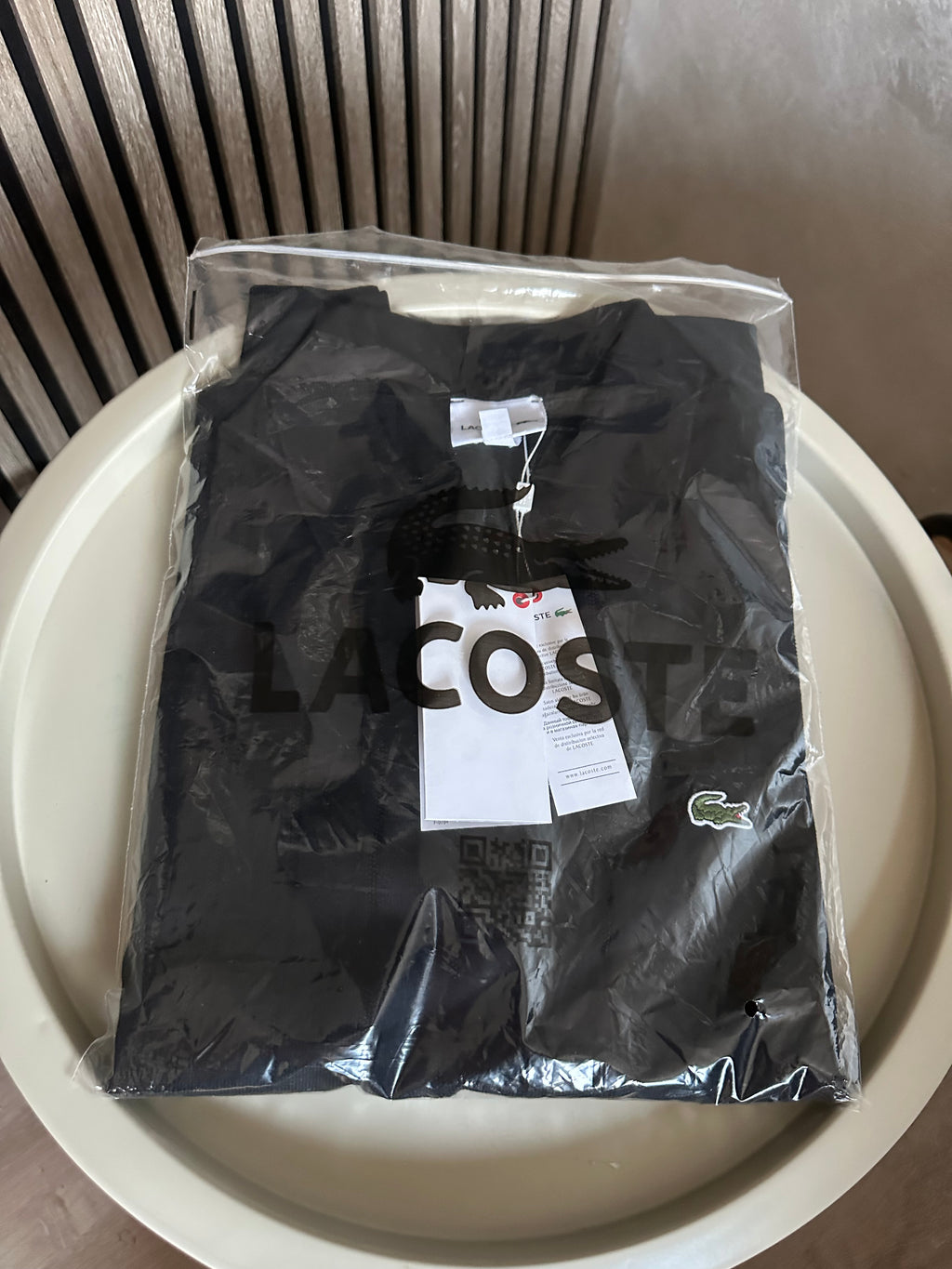 LACOSTE Majica na kragnu (Crna)