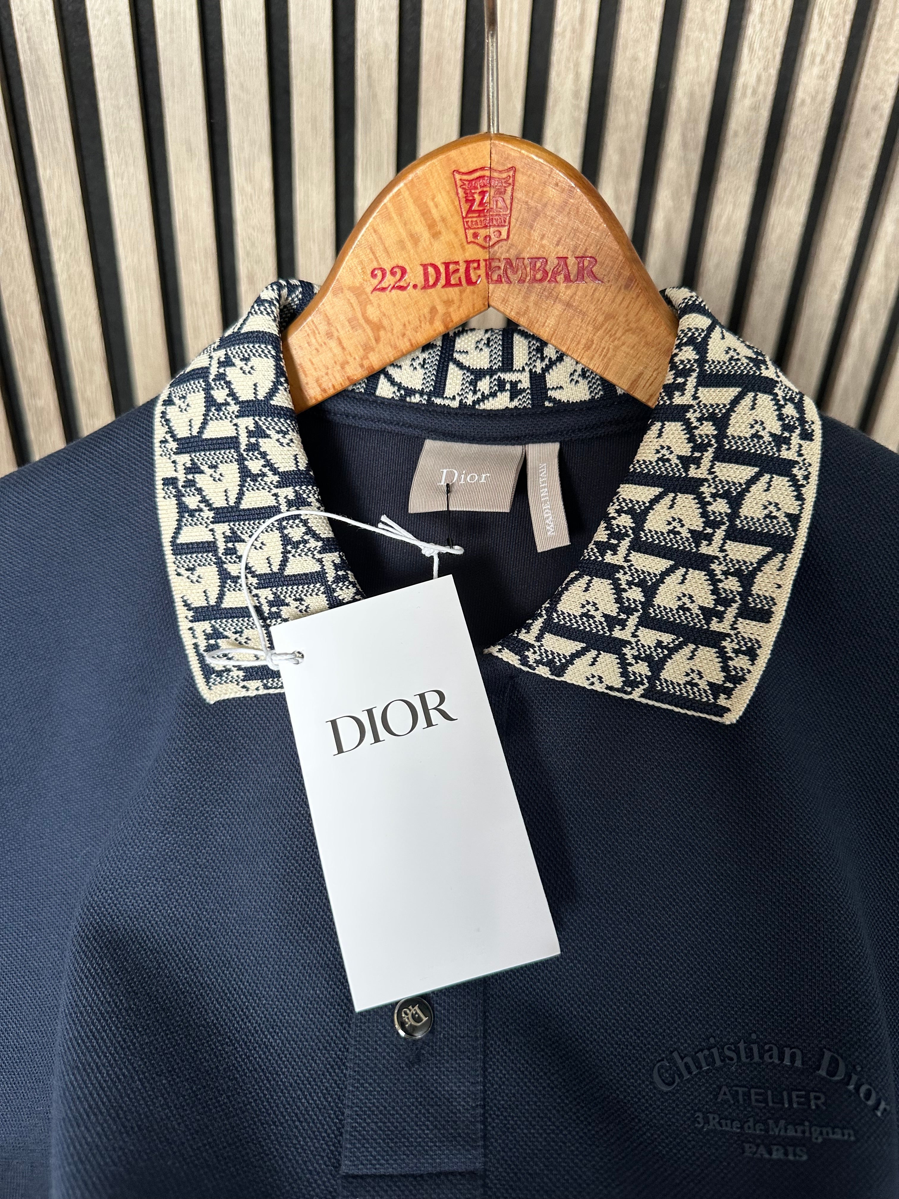 Christian Dior majica na kragnu