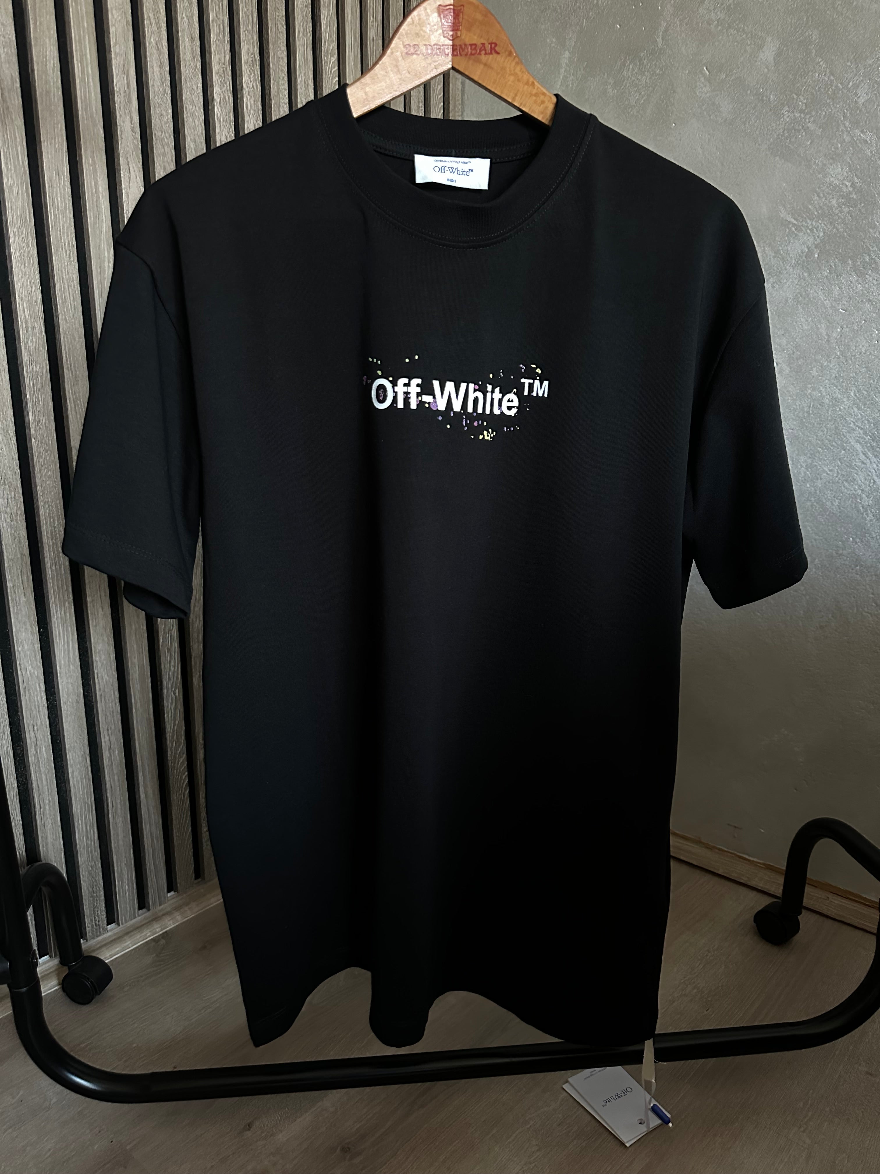 OFF-WHITE Kaws x Nike majica