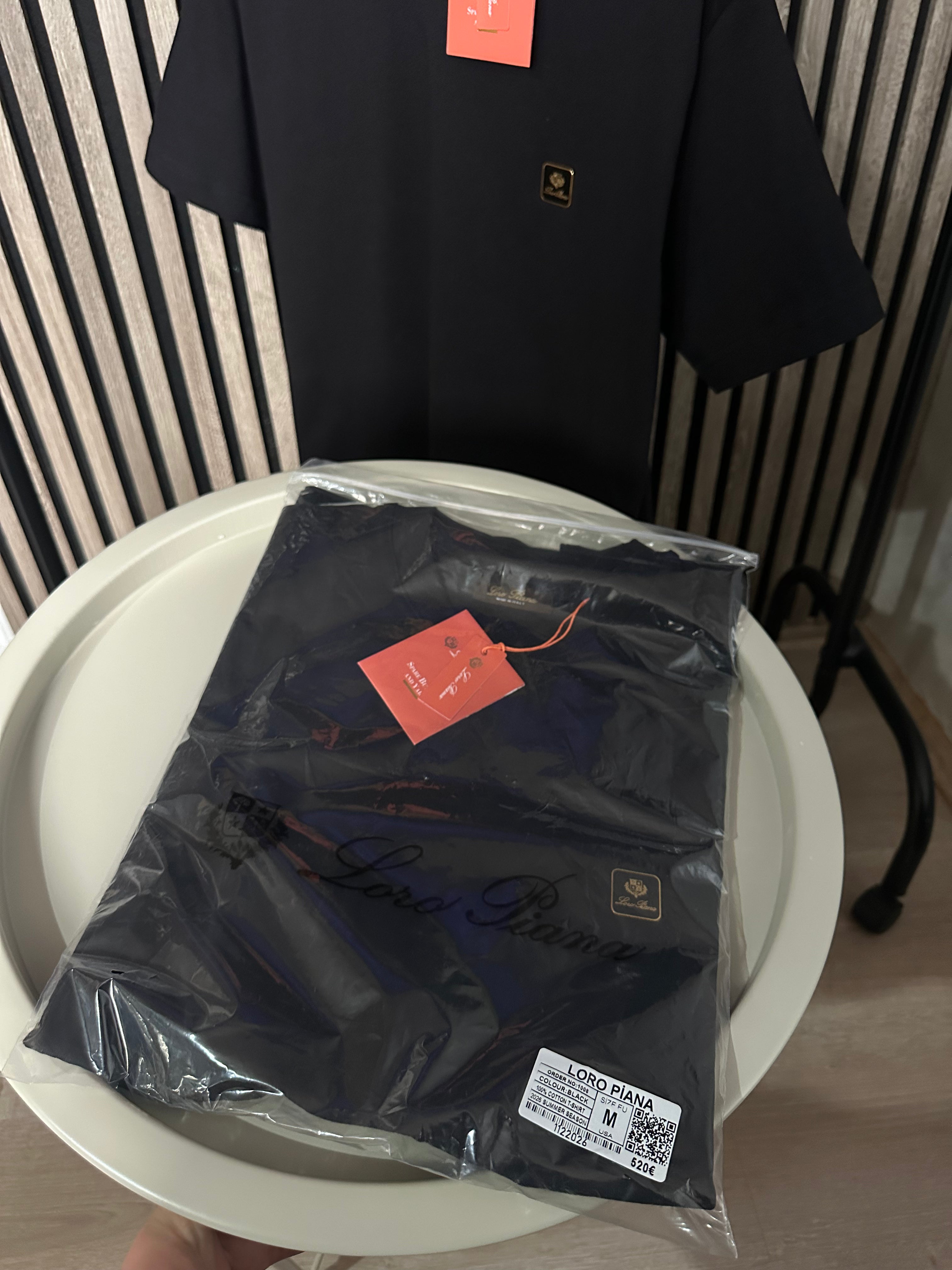 Loro Piana Crna Majica