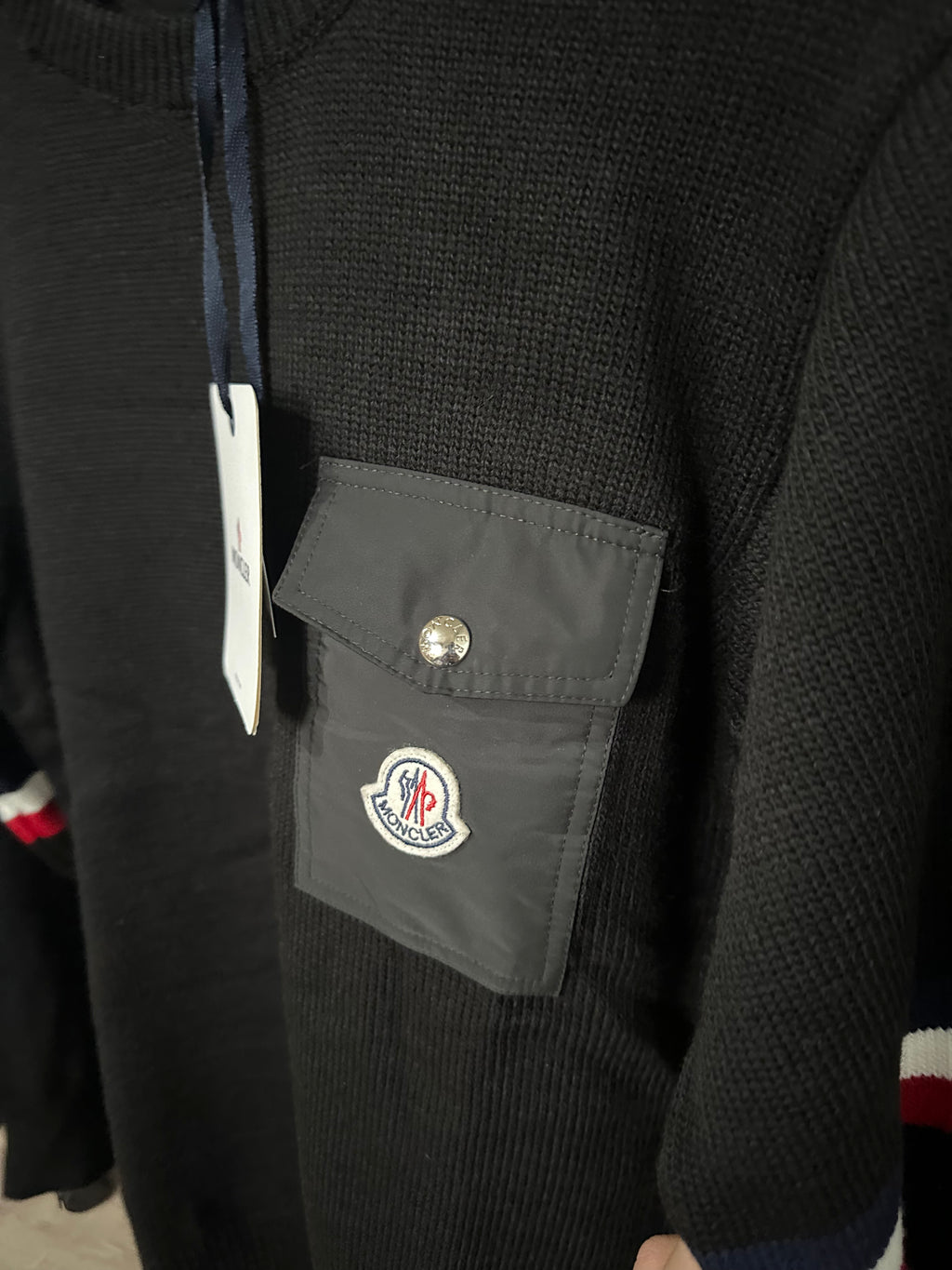 Moncler Crni Duks