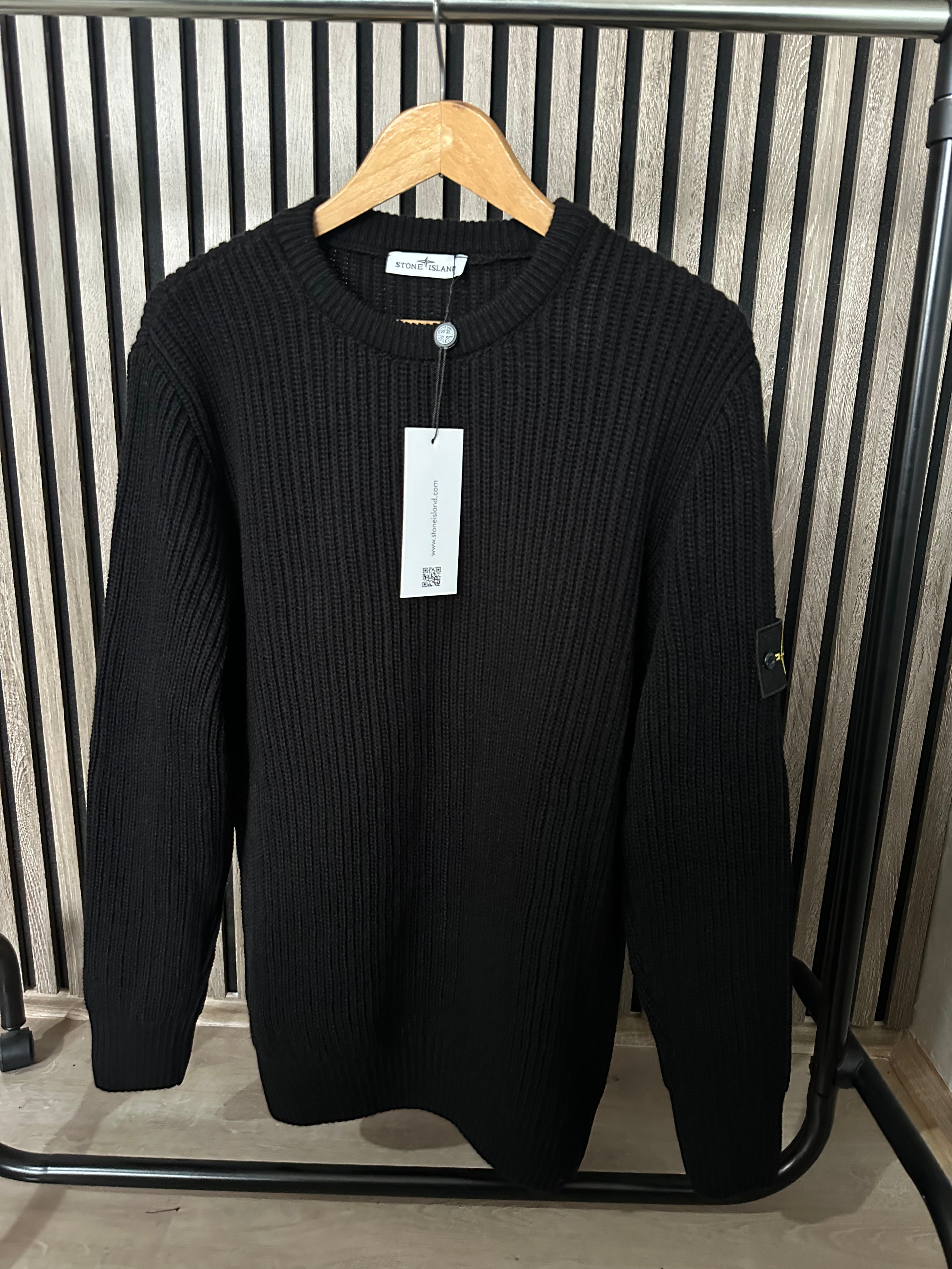 Stone Island Crni Džemper