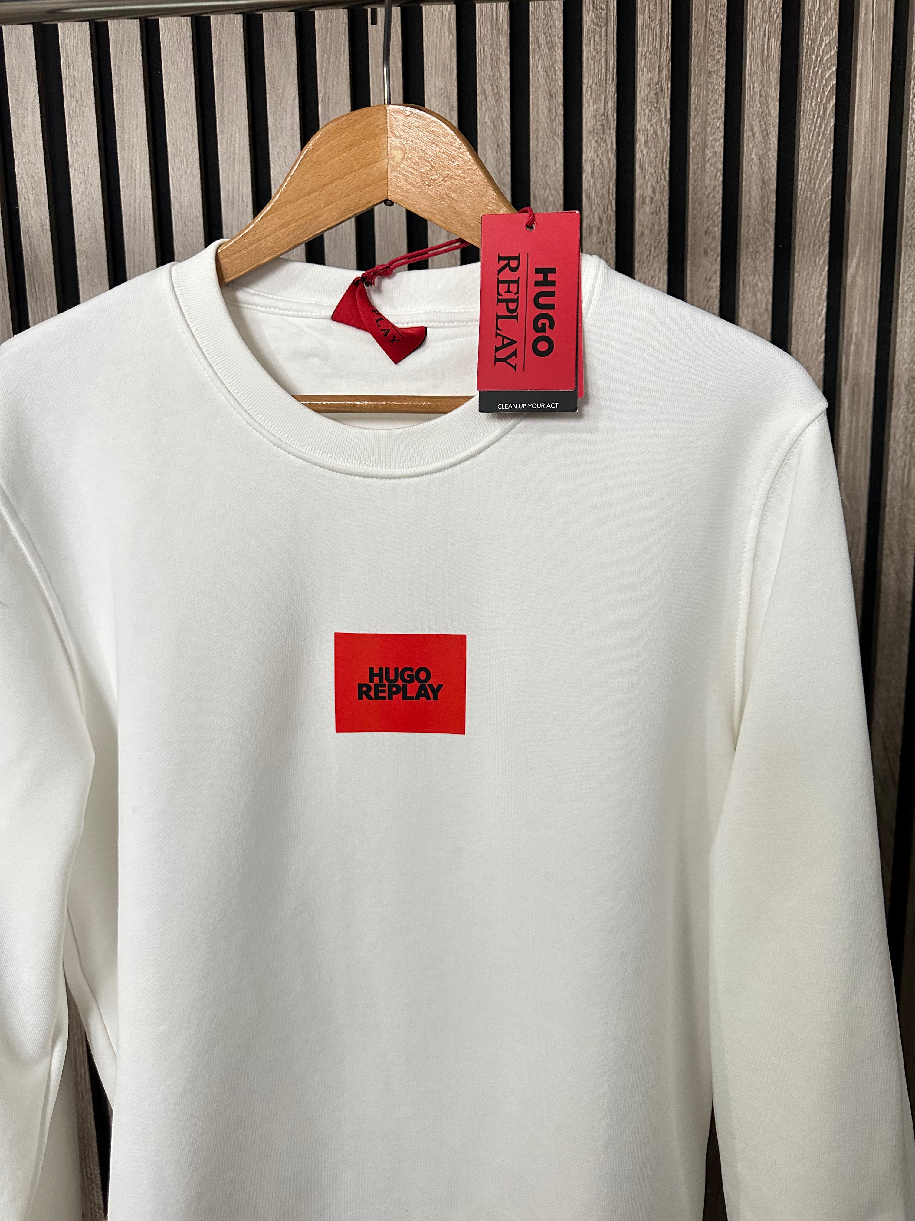 HUGO x Replay Beli Duks