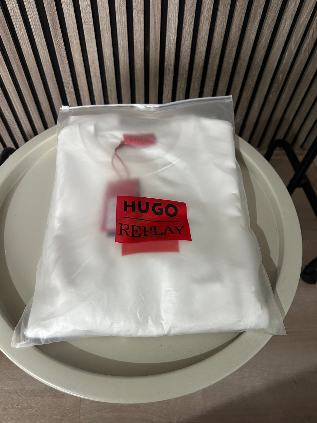 HUGO x Replay Beli Duks