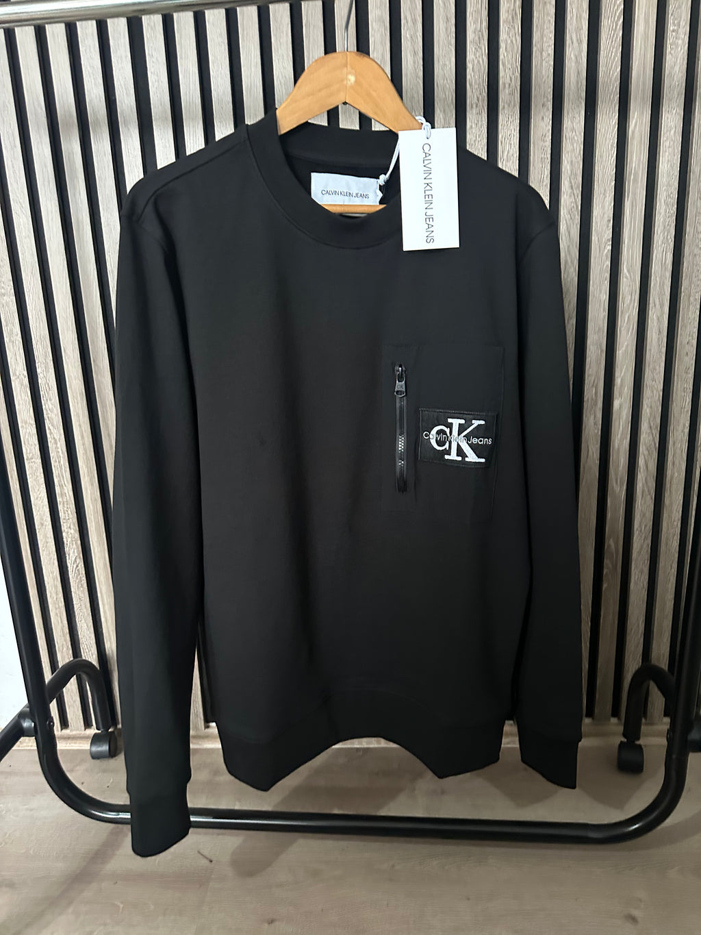 Calvin Klein Crni Duks