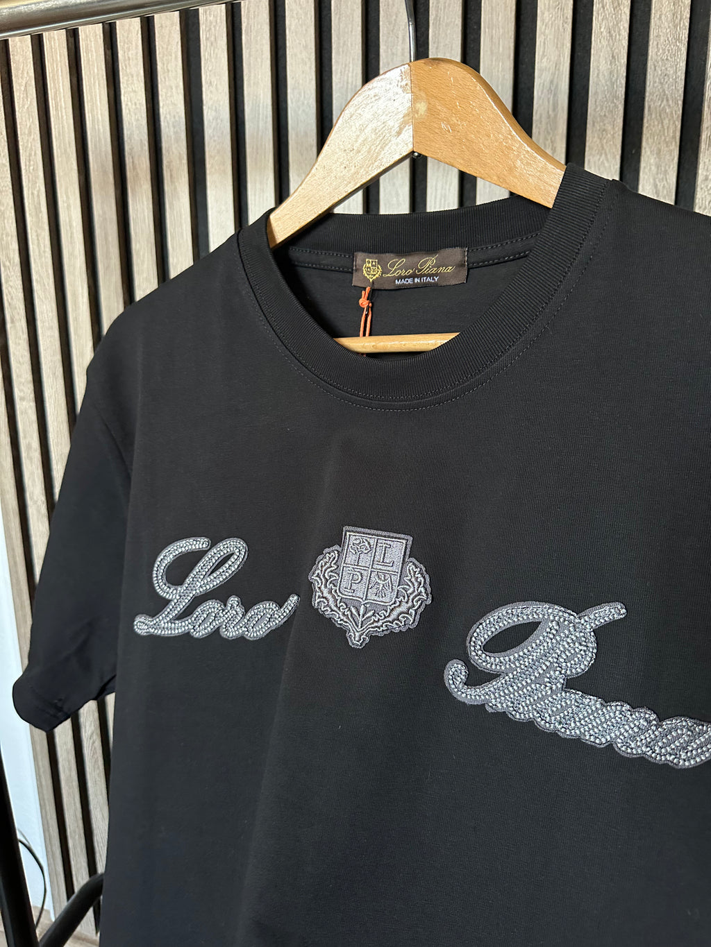 Loro Piana Crna Majica