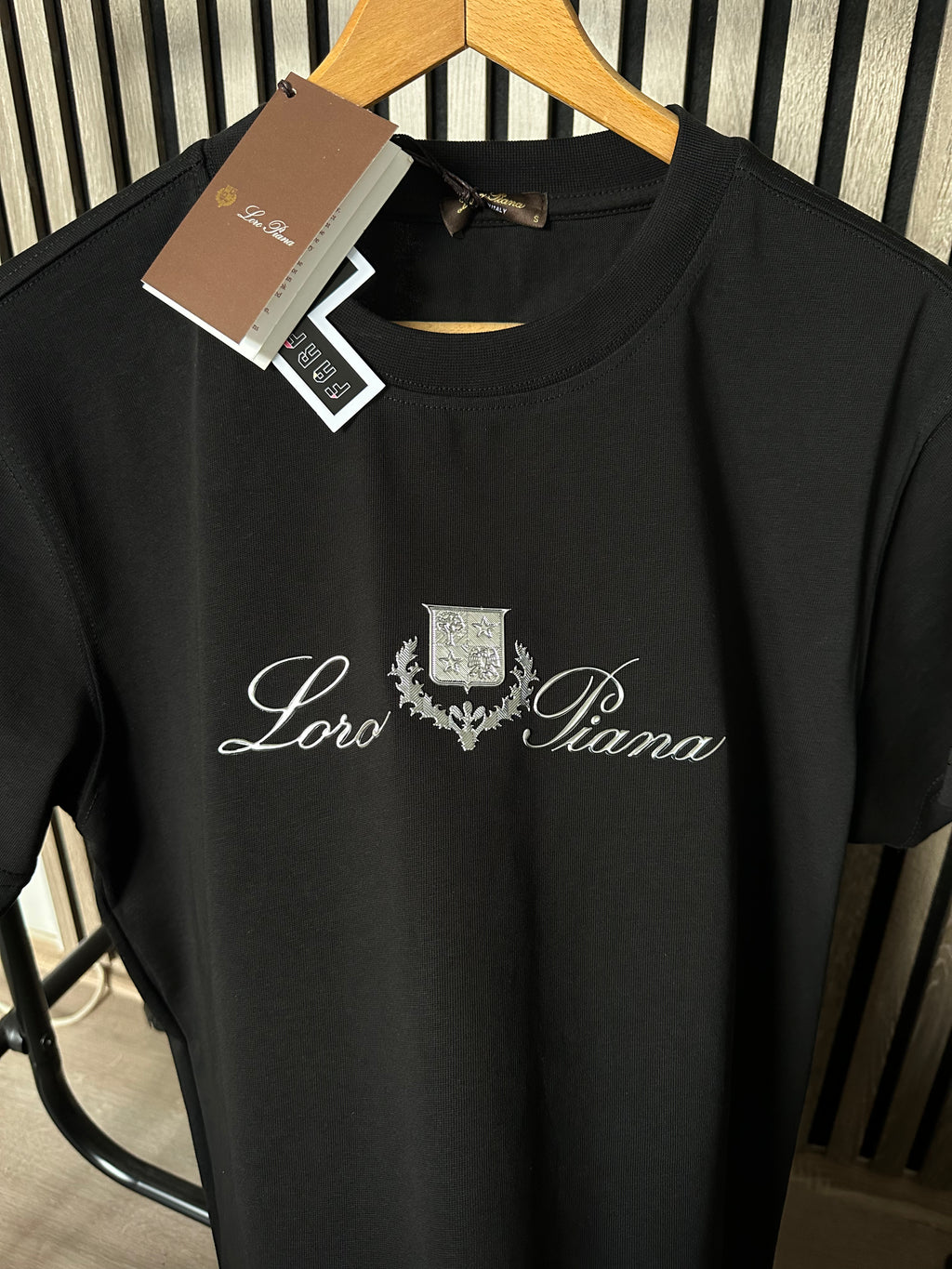Loro Piana Crna Majica