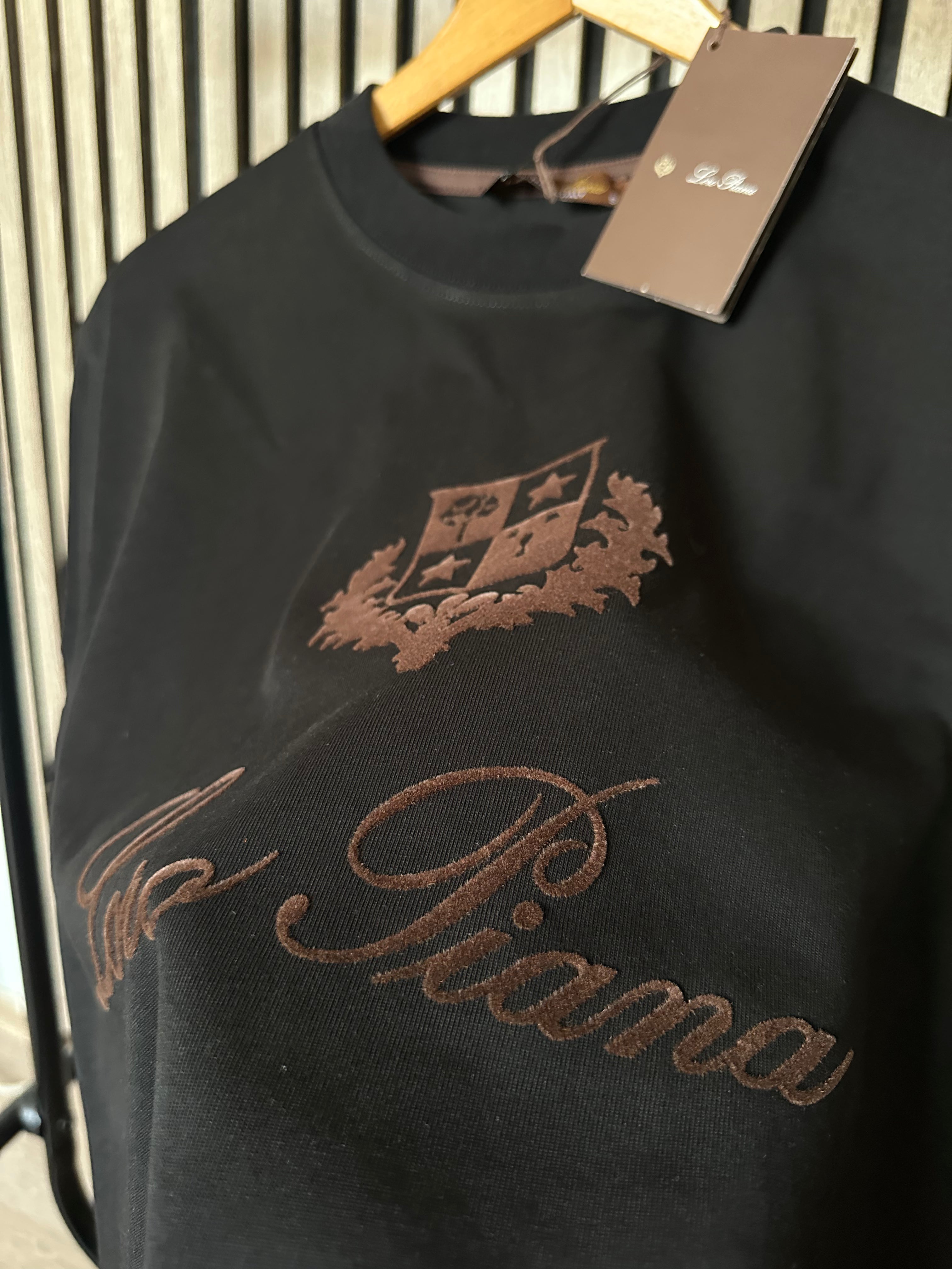 Loro Piana Crna Majica