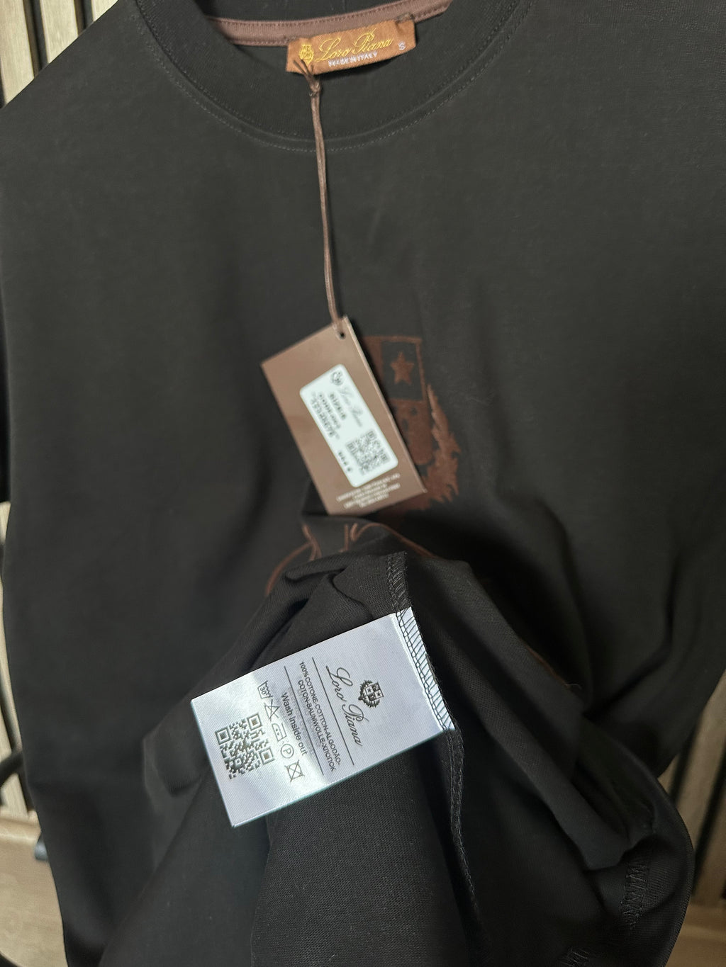 Loro Piana Crna Majica