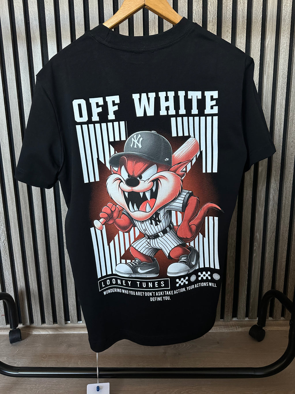 OFF-WHITE Tasmanian Devil Crna Majica